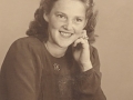 Karen og Albert Albertsens datter, Agnete Albertsen (g. Kristoffersen) fotograferet i begyndelsen af 1940'erne.