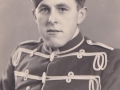 Senere husmand i Nybo, Henrik Gotfred Nielsen (1926-2018) fotograferet i uniform under militærtjeneste ved Garderhusarregimentet i Næstved i årene 1947-1948.