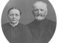 Gårdmand i Sønder Vindgab, Thomas Poulsen (1848-1923) og hustru Kirsten Marie Poulsen (f. Christensen, 1862-1932), fotograferet omkring 1920.