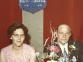 Gårdmand i Nørgård, Johannes Peder Rask (1922-1996) og hustru Marie Rask (f. Pedersen, 1926-2012) fotograferet på deres sølvbryllupsdag i 1972.