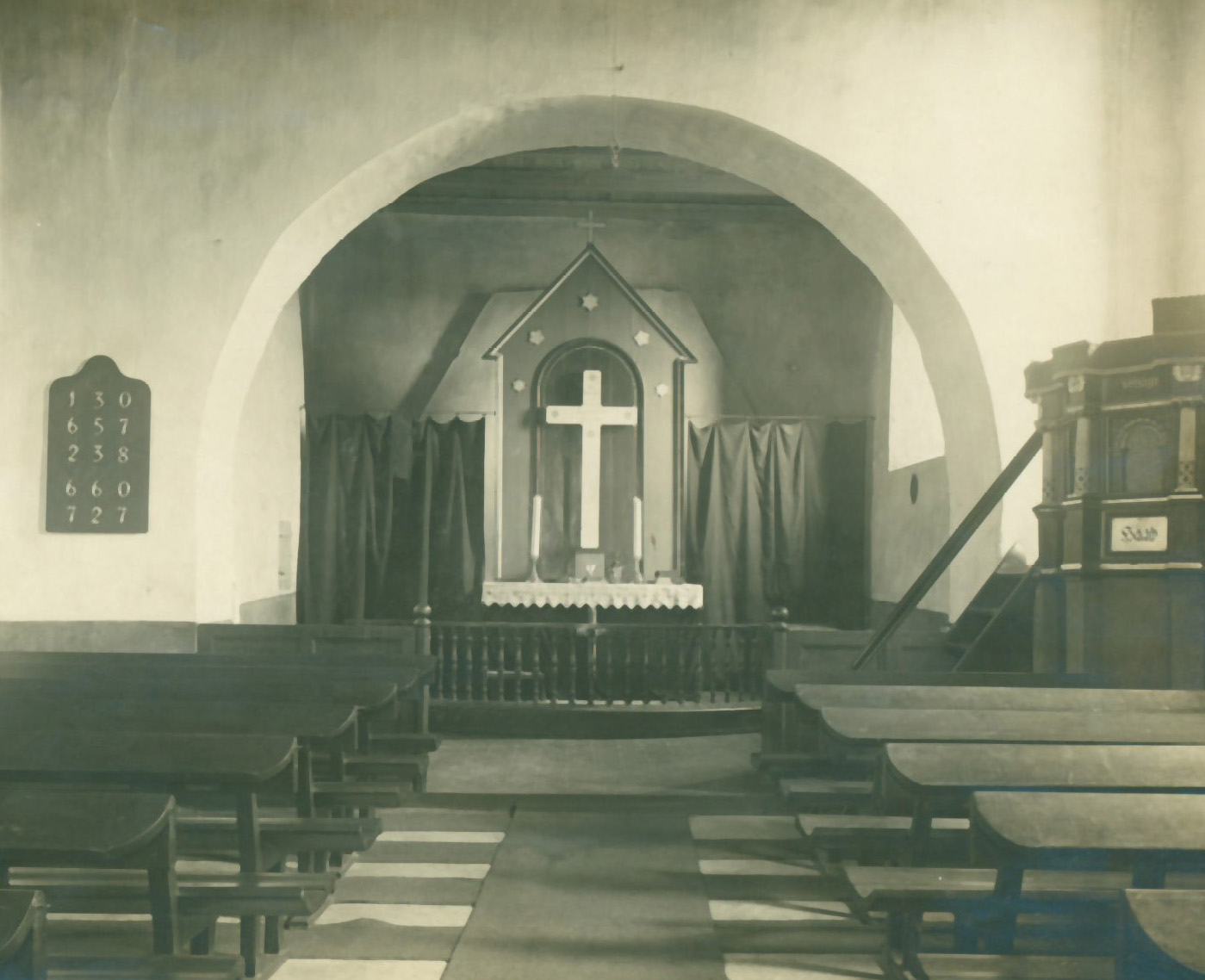 Vind kirkes altertavle, som den så ud indtil 1926.