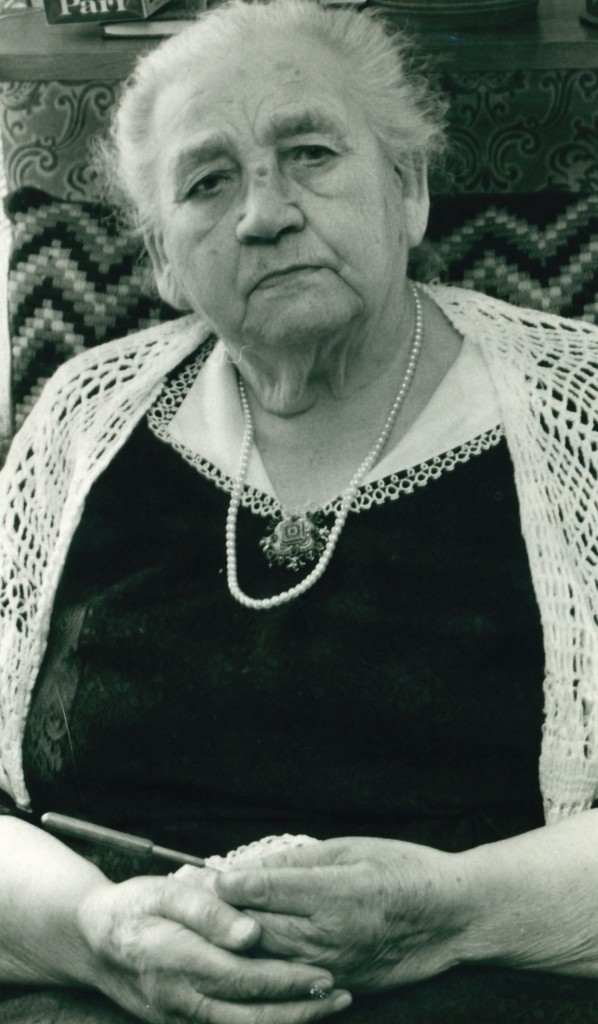 Karen 'Hedegaard' Poulsen (1888-1982) fotograferet forud for sin 90-års fødselsdag i 1978.