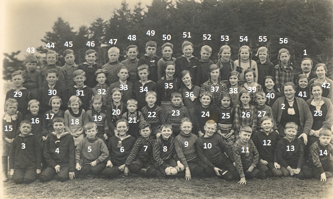 Agerfeld Skole, omkring 1935. Klik på billedet for at se det i større format.