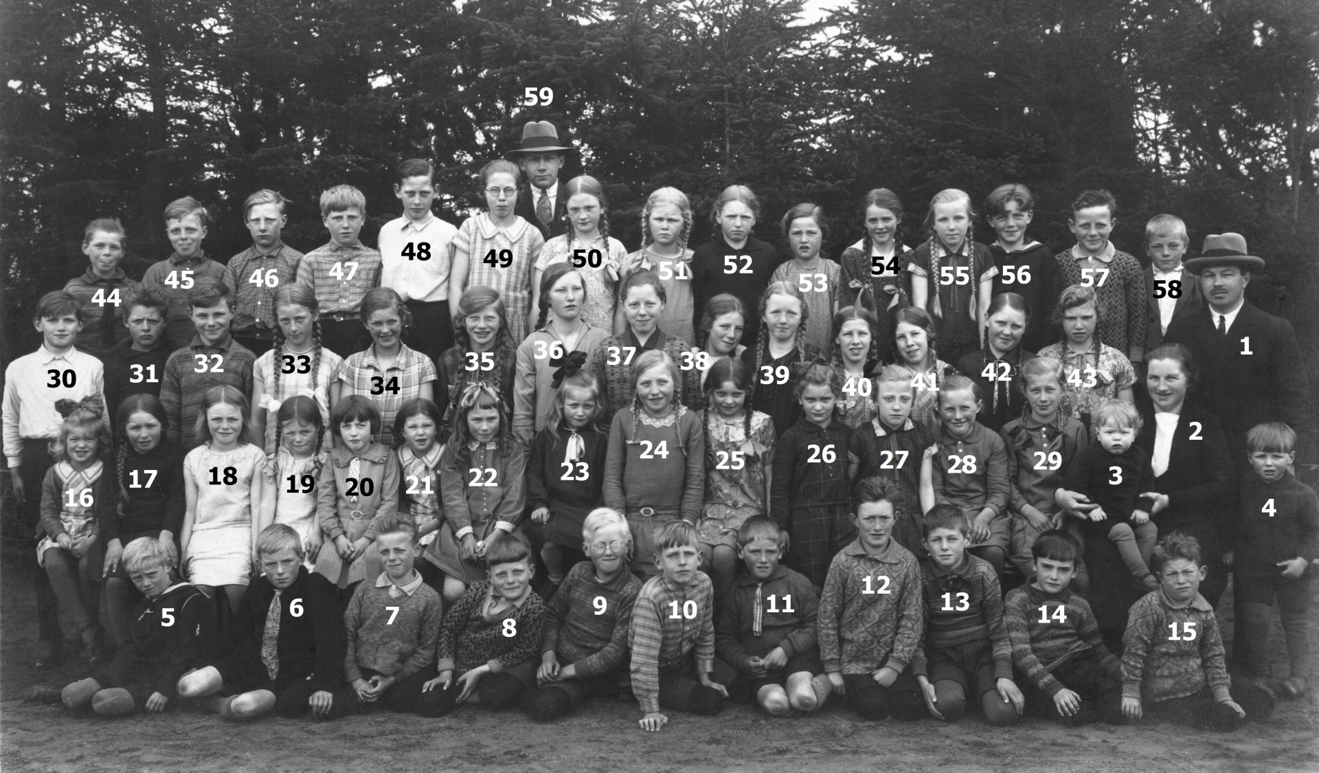 Agerfeld Skole, omkring 1930. Klik på billedet for at se det i større format.